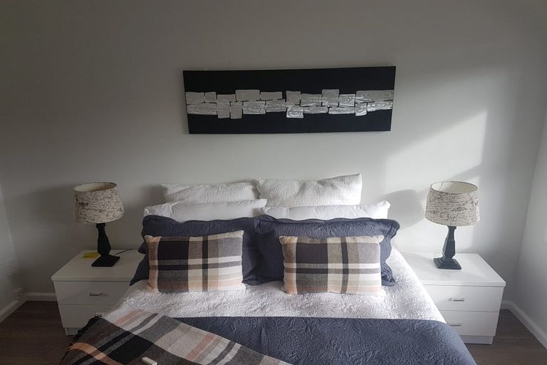 Photo of property in 4/27 Nikau Street, New Lynn, Auckland, 0600