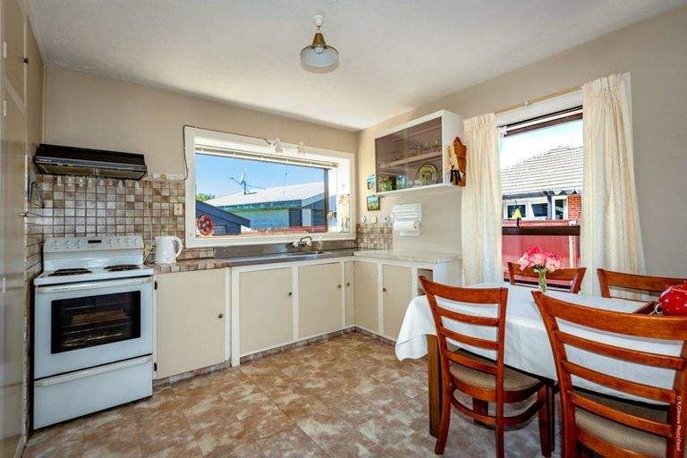 Photo of property in 7 Kingston Place, Bishopdale, Christchurch, 8053