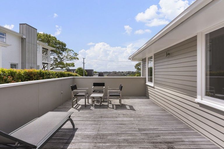 Photo of property in 41 Rutherford Terrace, Meadowbank, Auckland, 1072