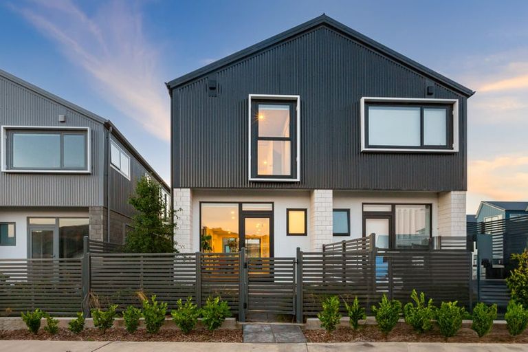 Photo of property in 3 Tokitoki Way, Kenepuru, Porirua, 5022