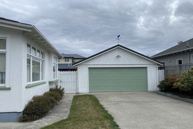 Photo of property in 17 Euston Street, Riccarton, Christchurch, 8041