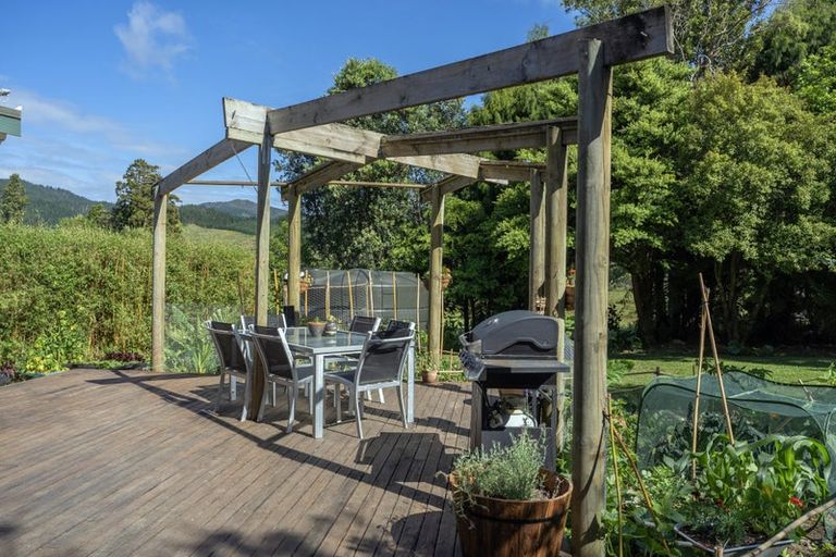 Photo of property in 1219 Whangapoua Sh25 Road, Te Rerenga, Coromandel, 3582