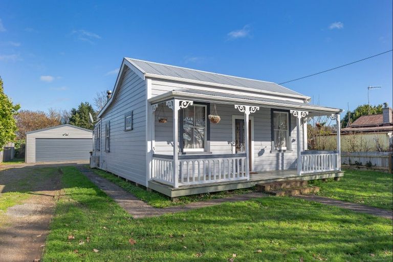 Photo of property in 42 Ballance Street, Shannon, 4821