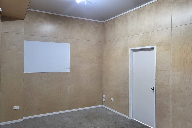 Photo of property in 11 Herekino Street, Westgate, Auckland, 0814