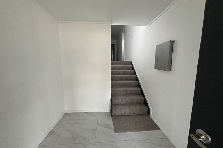 Photo of property in 198 Clovelly Road, Bucklands Beach, Auckland, 2012