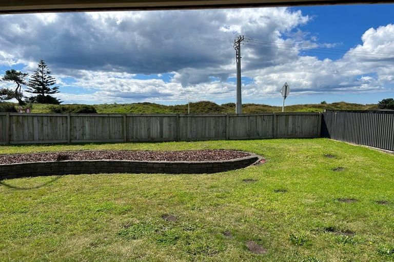 Photo of property in 906 Papamoa Beach Road, Papamoa Beach, Papamoa, 3118