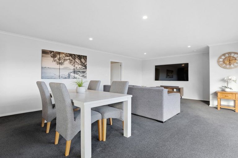 Photo of property in 3 Olive Close, Omokoroa, 3114