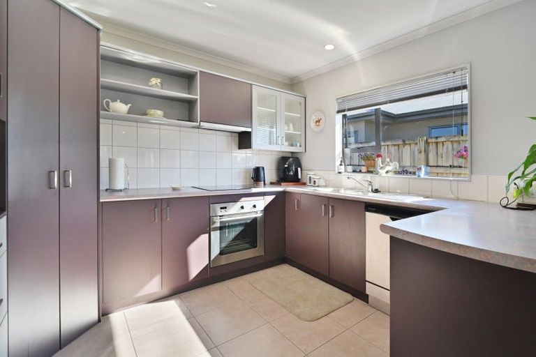 Photo of property in Parkvale Estate, 1232/8 Howard Street, Parkvale, Hastings, 4122