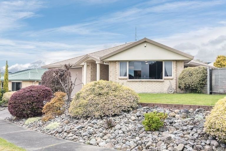 Photo of property in 15 Millennium Hill, Paraparaumu, 5032