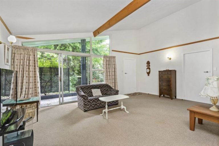 Photo of property in 30 Yardley Street, Avonhead, Christchurch, 8042