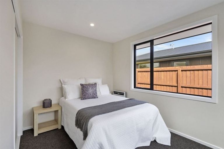 Photo of property in 75c Vivian Street, Burwood, Christchurch, 8083
