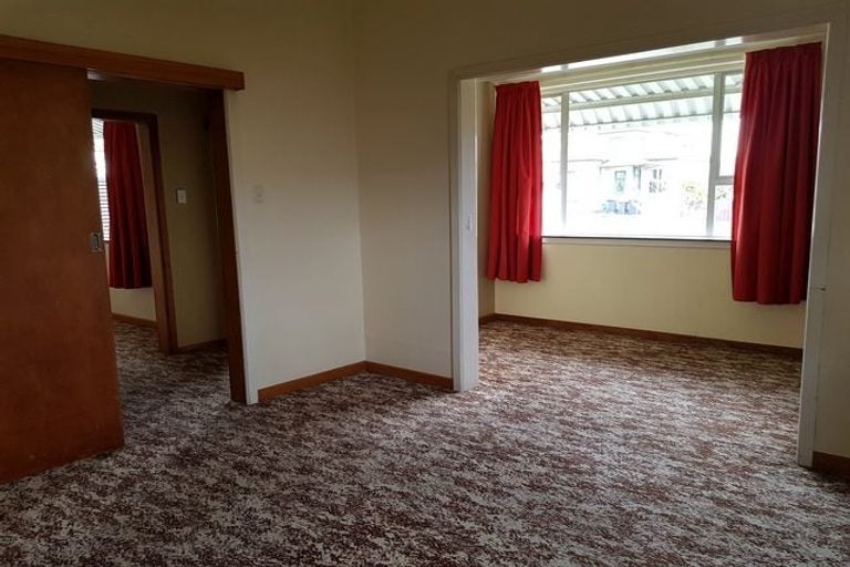Photo of property in 10 Raymond Street, West End, Timaru, 7910