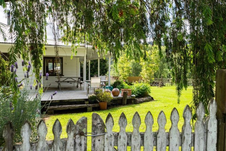 Photo of property in 65 Papa Road, Titoki, Whangarei, 0172