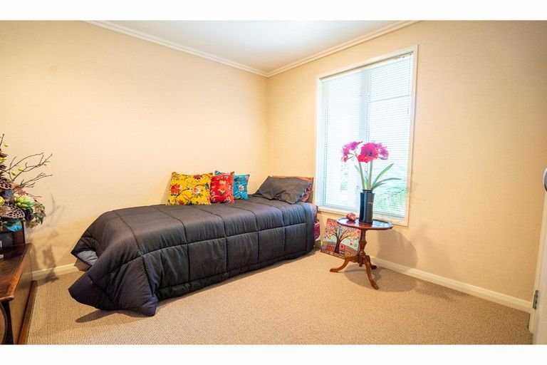 Photo of property in 124 Gimblett Place, Waikiwi, Invercargill, 9810