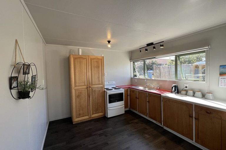 Photo of property in 28 Tuiti Street, Waitara, 4320