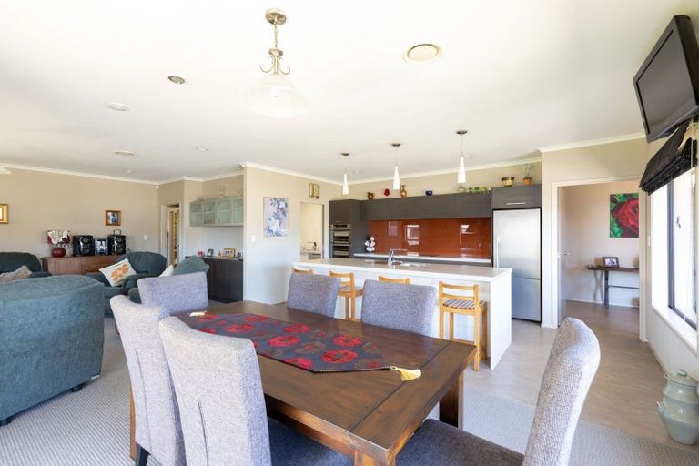 Photo of property in 59 Lismore Street, Merrilands, New Plymouth, 4312