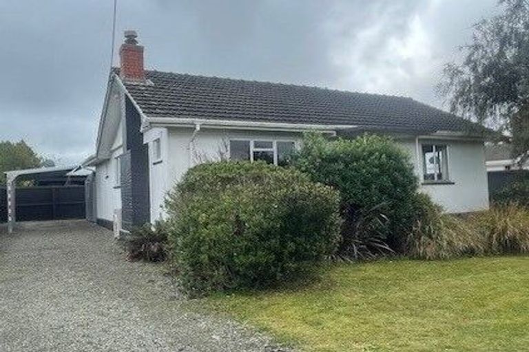Photo of property in 8 Holmes Street, Waimate, 7924