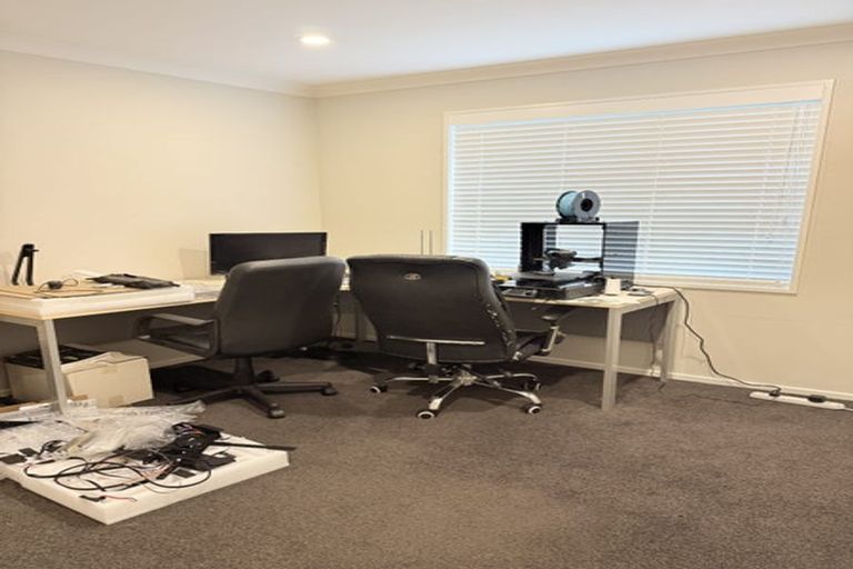 Photo of property in 82 Mcmahon Drive, Aidanfield, Christchurch, 8025