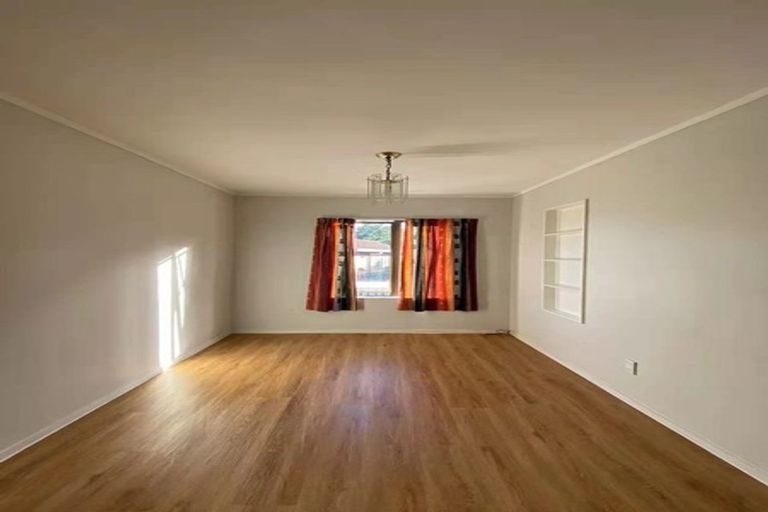 Photo of property in 56 Vintage Drive, Henderson, Auckland, 0612