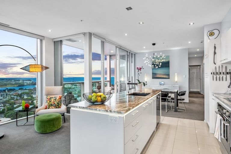 Photo of property in Sentinel Apartments, 1804/3 Northcroft Street, Takapuna, Auckland, 0622