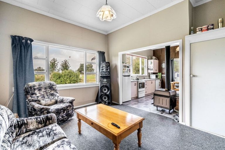 Photo of property in 657 Ryal Bush Wallacetown Road, Wallacetown, Invercargill, 9874