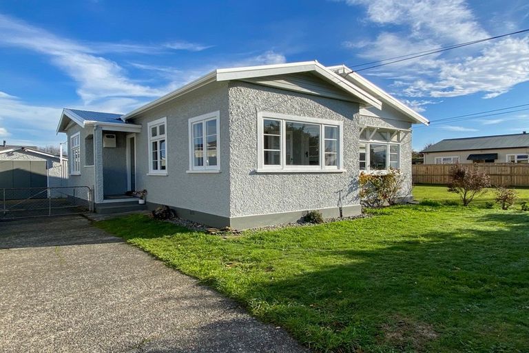 Photo of property in 107 Broadway, Carterton, 5713