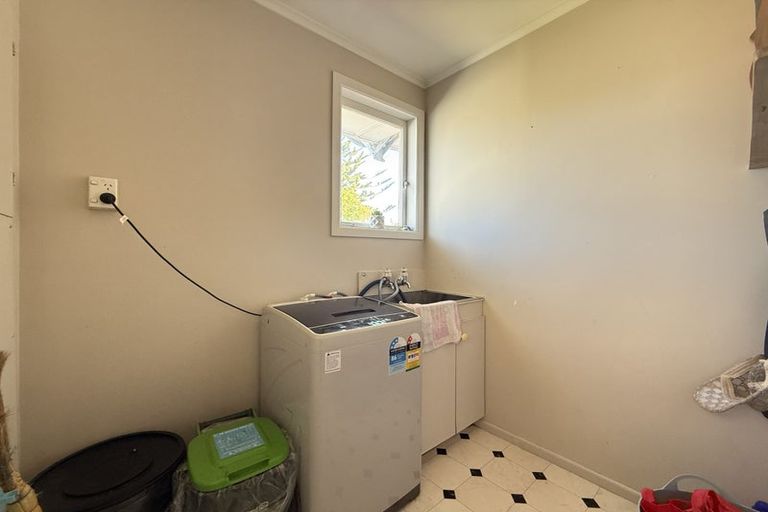 Photo of property in 1/16 Duncan Avenue, Te Atatu South, Auckland, 0610
