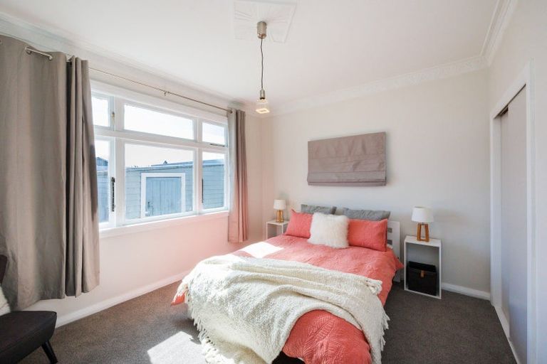 Photo of property in 106 Shamrock Street, Takaro, Palmerston North, 4412