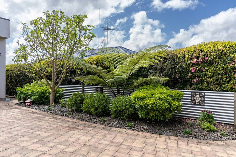 Photo of property in 3 Melfort Place, Nawton, Hamilton, 3200