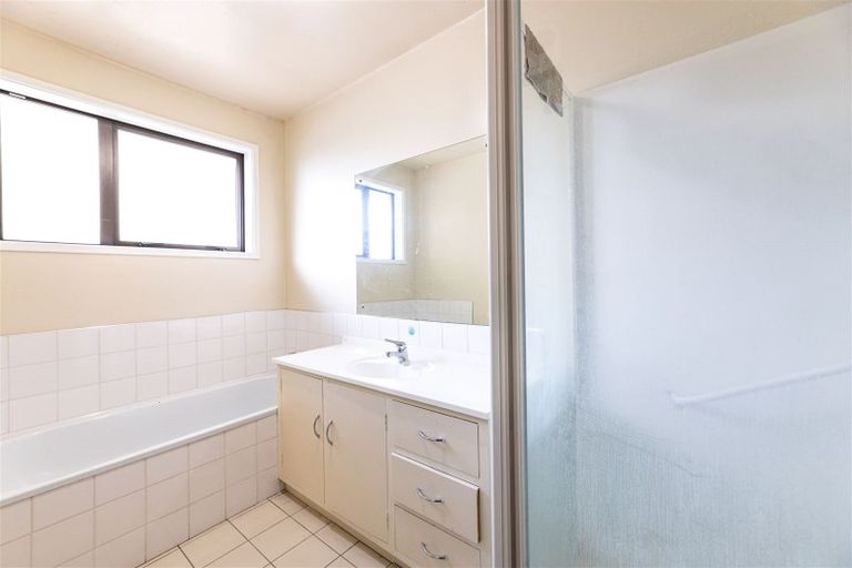 Photo of property in 2/33 Howe Street, New Brighton, Christchurch, 8083