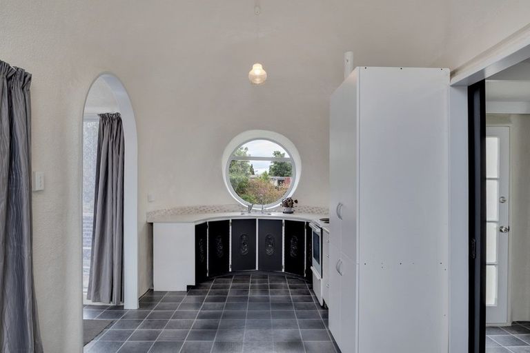 Photo of property in 17 Chartwell Drive, Eltham, 4322