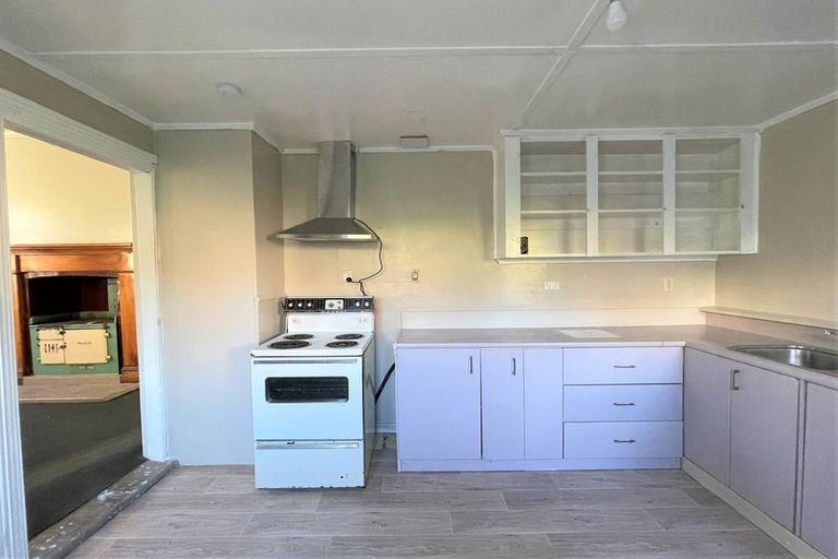 Photo of property in 15 Ryrie Street, Balclutha, 9230