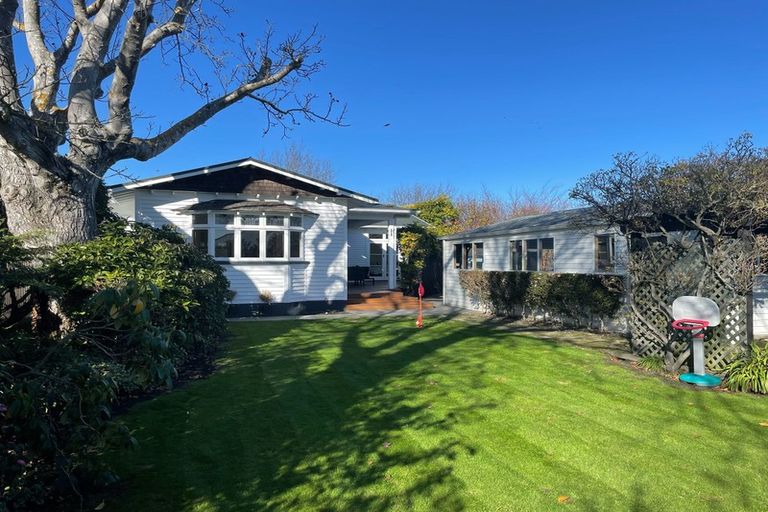 Photo of property in 65 Paparoa Street, Papanui, Christchurch, 8053