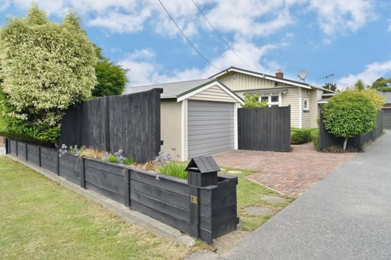 Photo of property in 130 Matsons Avenue, Papanui, Christchurch, 8053