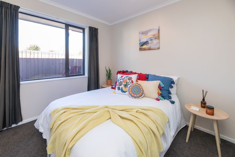 Photo of property in 106 Bassett Street, Burwood, Christchurch, 8083