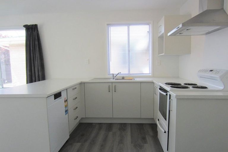 Photo of property in 5/579 Barbadoes Street, Edgeware, Christchurch, 8013