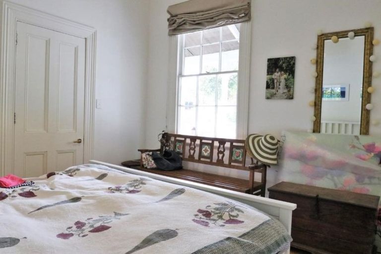 Photo of property in 38 Church Street, Devonport, Auckland, 0624