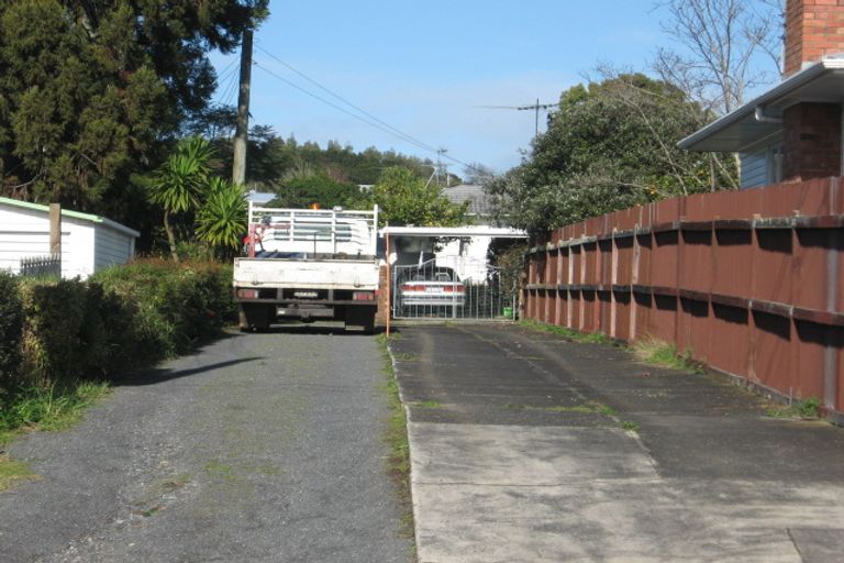 Photo of property in 63 Orams Road, Hillpark, Auckland, 2102