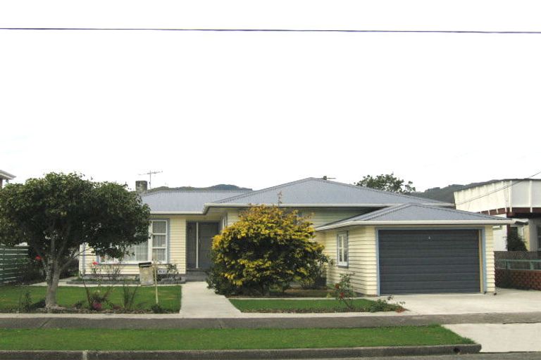 Photo of property in 63 Garden Road, Avalon, Lower Hutt, 5011