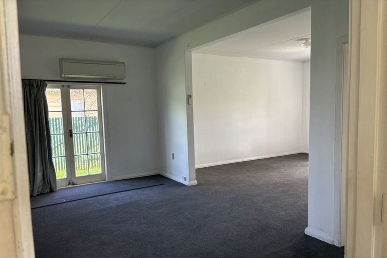 Photo of property in 12 Richardson Street, Woodville, 4920