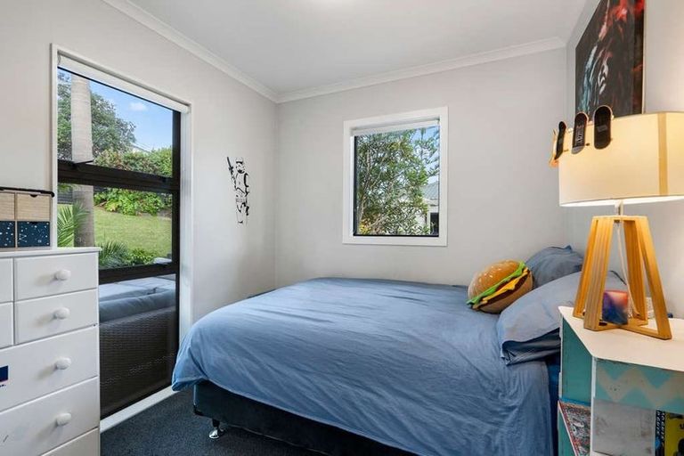 Photo of property in 239 Vipond Road, Stanmore Bay, Whangaparaoa, 0932