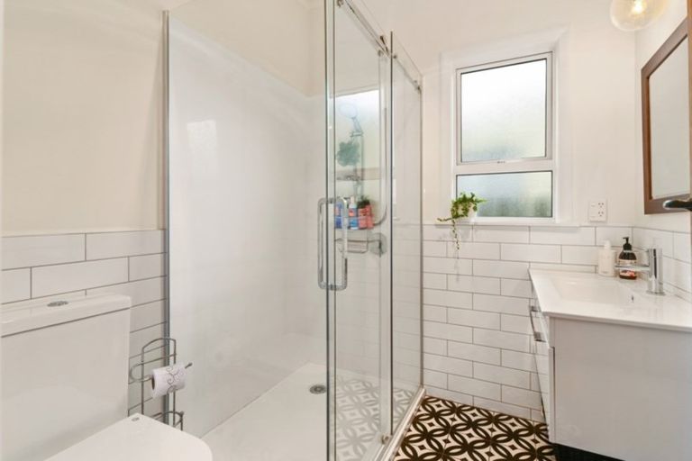 Photo of property in 24 Elizabeth Street, Victoria, Rotorua, 3010