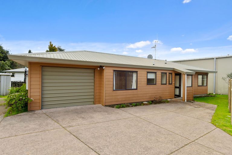 Photo of property in 6b Pyes Pa Road, Pyes Pa, Tauranga, 3112