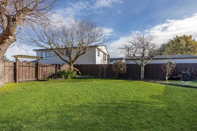 Photo of property in 6 O'halloran Drive, Halswell, Christchurch, 8025