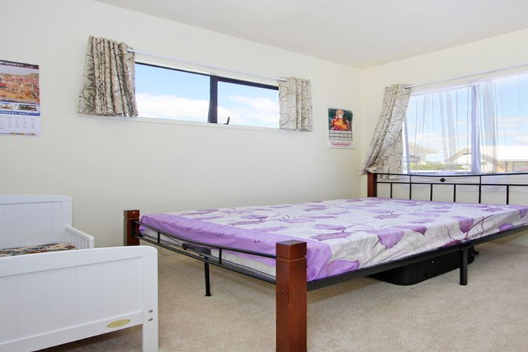 Photo of property in 4/31 Aeronautic Road, Takanini, 2112