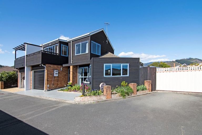 Photo of property in 11 Highgrove Way, The Wood, Nelson, 7010