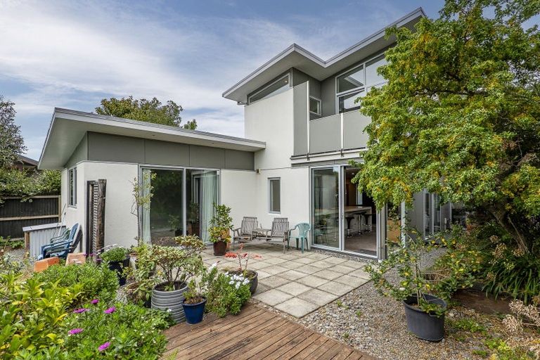 Photo of property in 12 Patten Street, Avonside, Christchurch, 8061