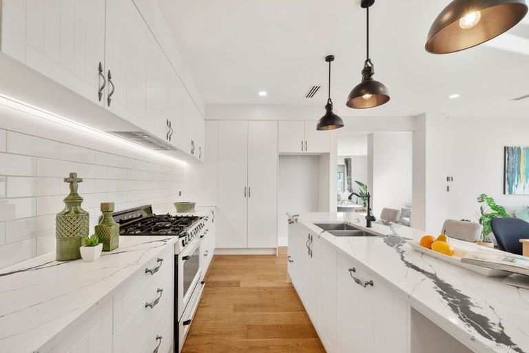 Photo of property in 47 Kewa Road, Albany Heights, Auckland, 0632