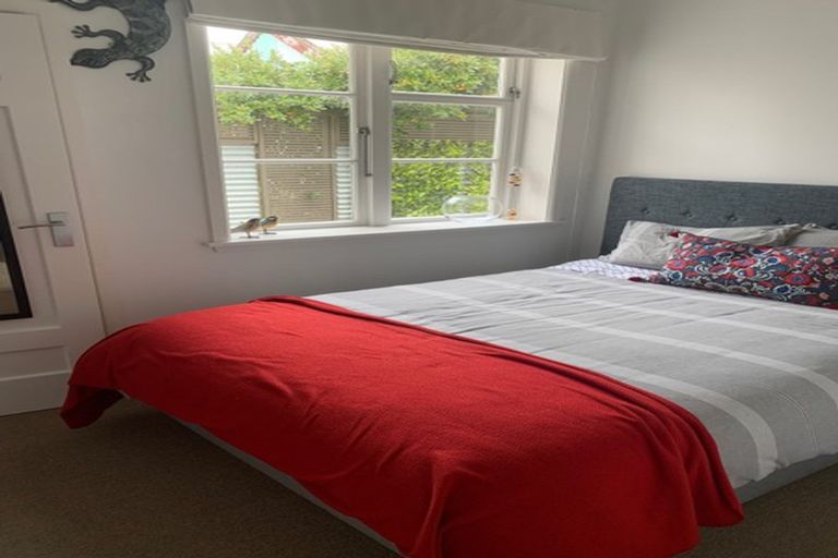 Photo of property in 6 Hindmarsh Street, Johnsonville, Wellington, 6037