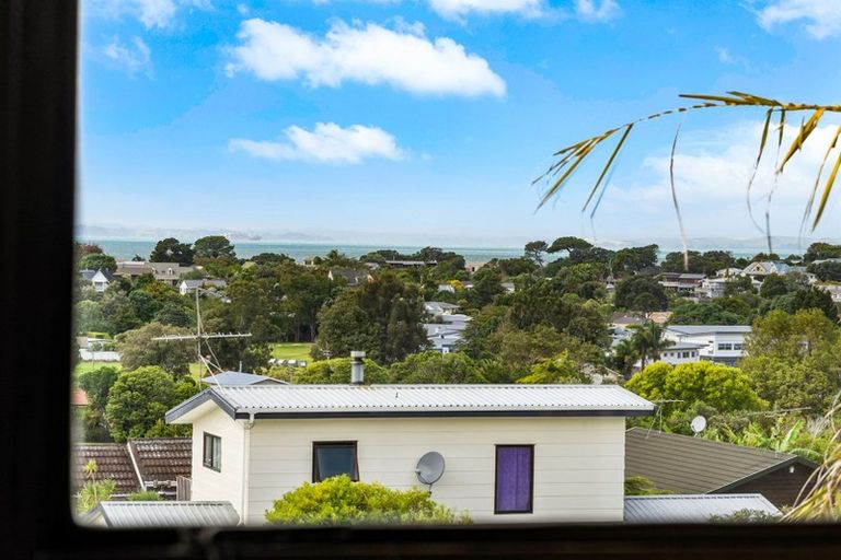 Photo of property in 27b Polkinghorne Drive, Manly, Whangaparaoa, 0930